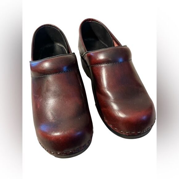 L.L. Bean Clogs Size 6.5 - Picture 1 of 6